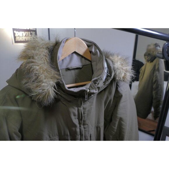 Sierra Designs Khaki Green Parka - Picture 3 of 13